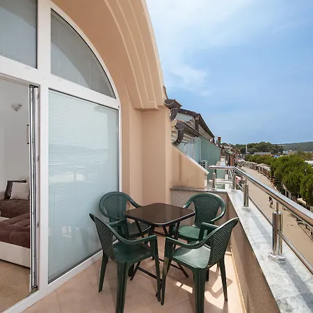 Apartment Panorama *